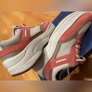 Rockport Prowalker hard to find style comfort breathable sneakers CI929